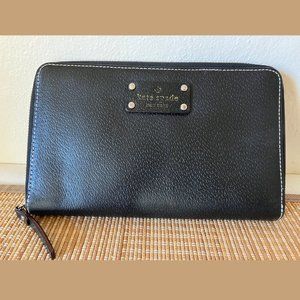 Really Rare Extra Large Kate Spade Wallet Black Leather Travel Wallet